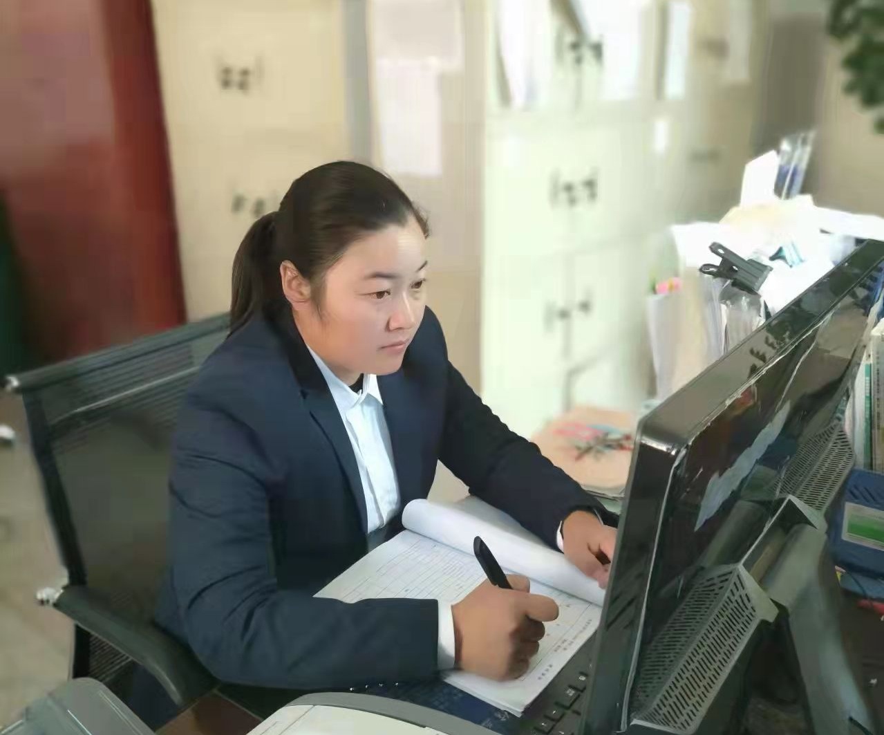 副校长 何清燕